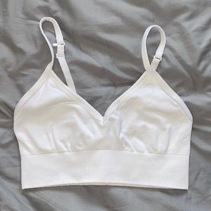 Lululemon Ebb to Street Bra Size 4